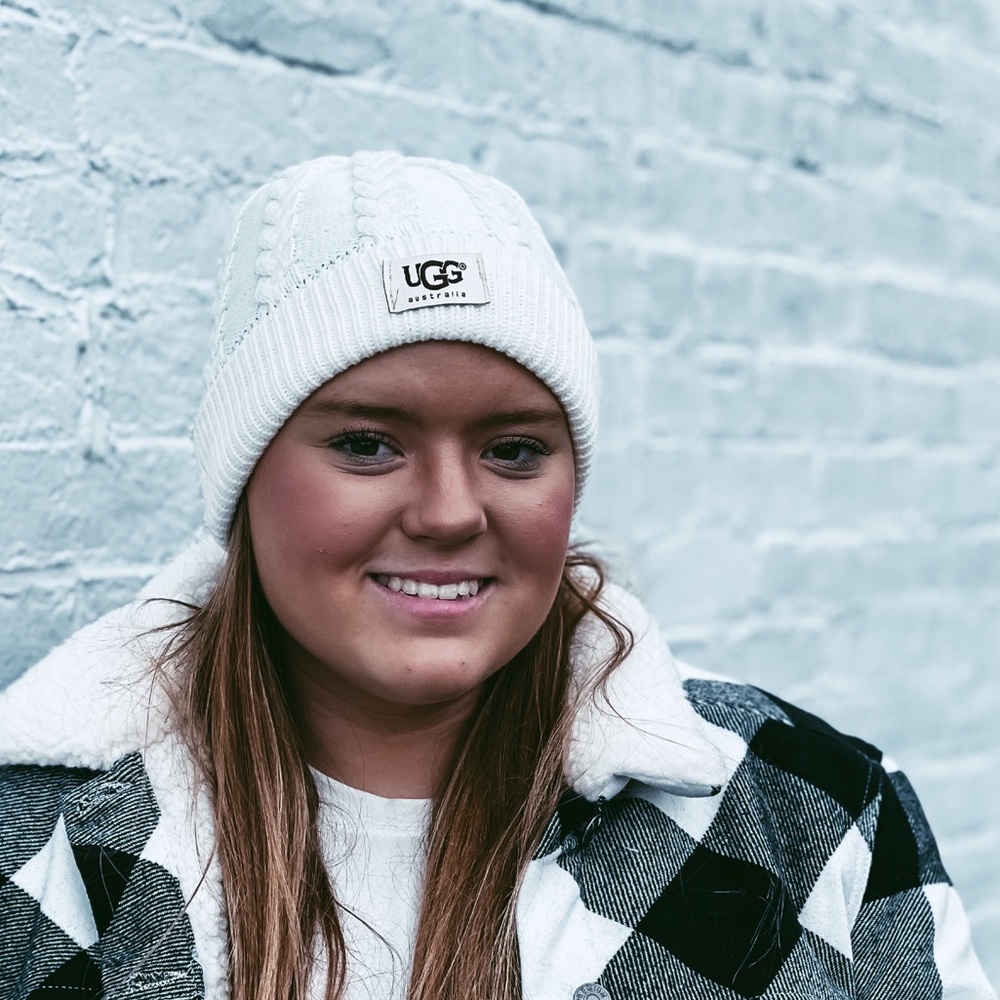 Meet your Posher, Emma